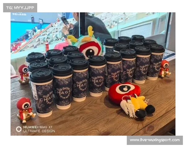 中网钻石球场晚场赛事首次增设灯光秀 打造别样观赛体验 中网钻石球场晚场赛事首次增设灯光秀 打造别样观赛体验